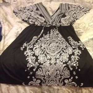 Cute black and white dress